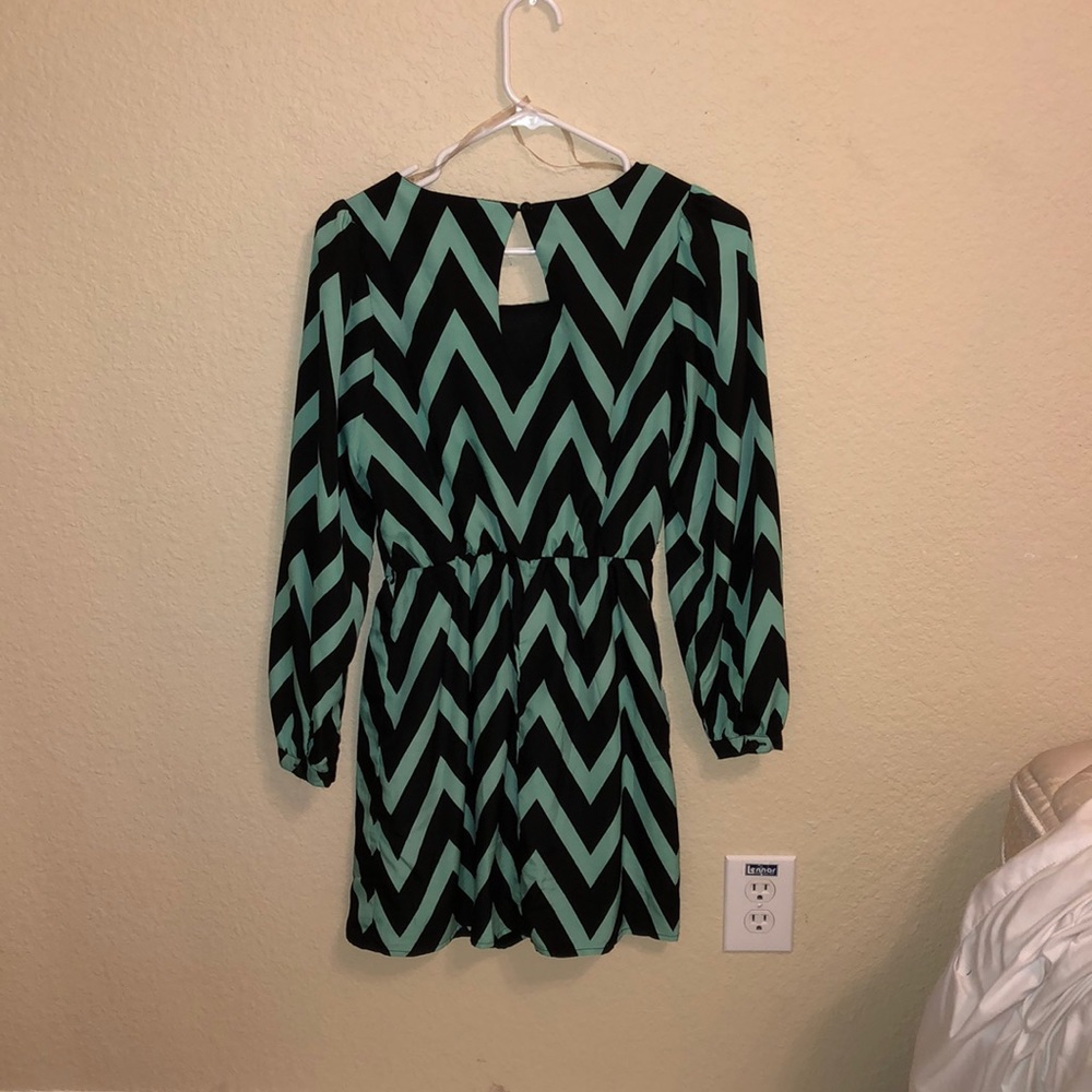 Chevron Dress - Picture 3 of 3